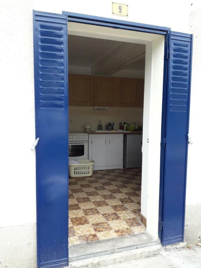 Maison plein pied dans bourg avec tous commerces Luçay-le-Mâle Extérieur photo